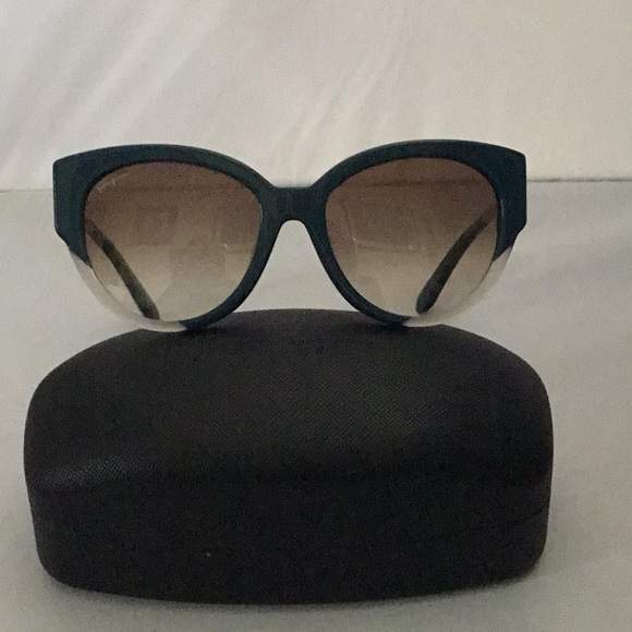 SALVATORE FERRAGAMO LADIES SUNGLASSES.